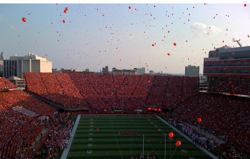 first_touchdown_2009_skybox